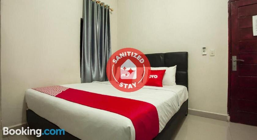 OYO 1631 Hotel Apple