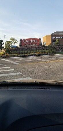 岩石堡奥特莱斯-罗克堡必去景点