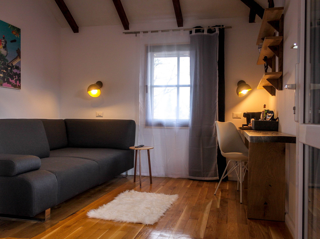 Elma Guesthouse