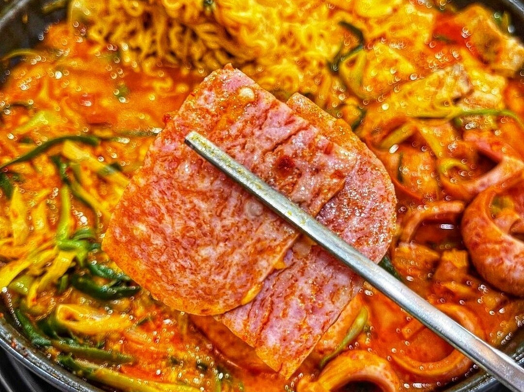 더하고부대찌개