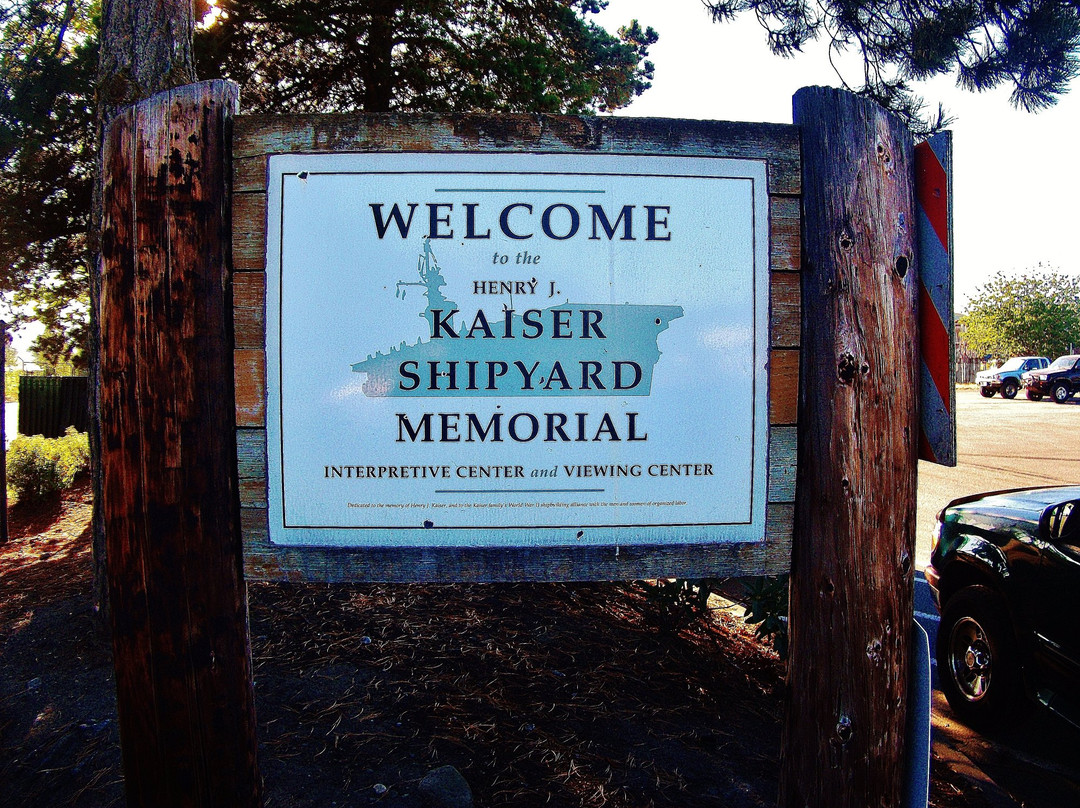 Henry J. Kaiser Shipyard Memorial景点图片