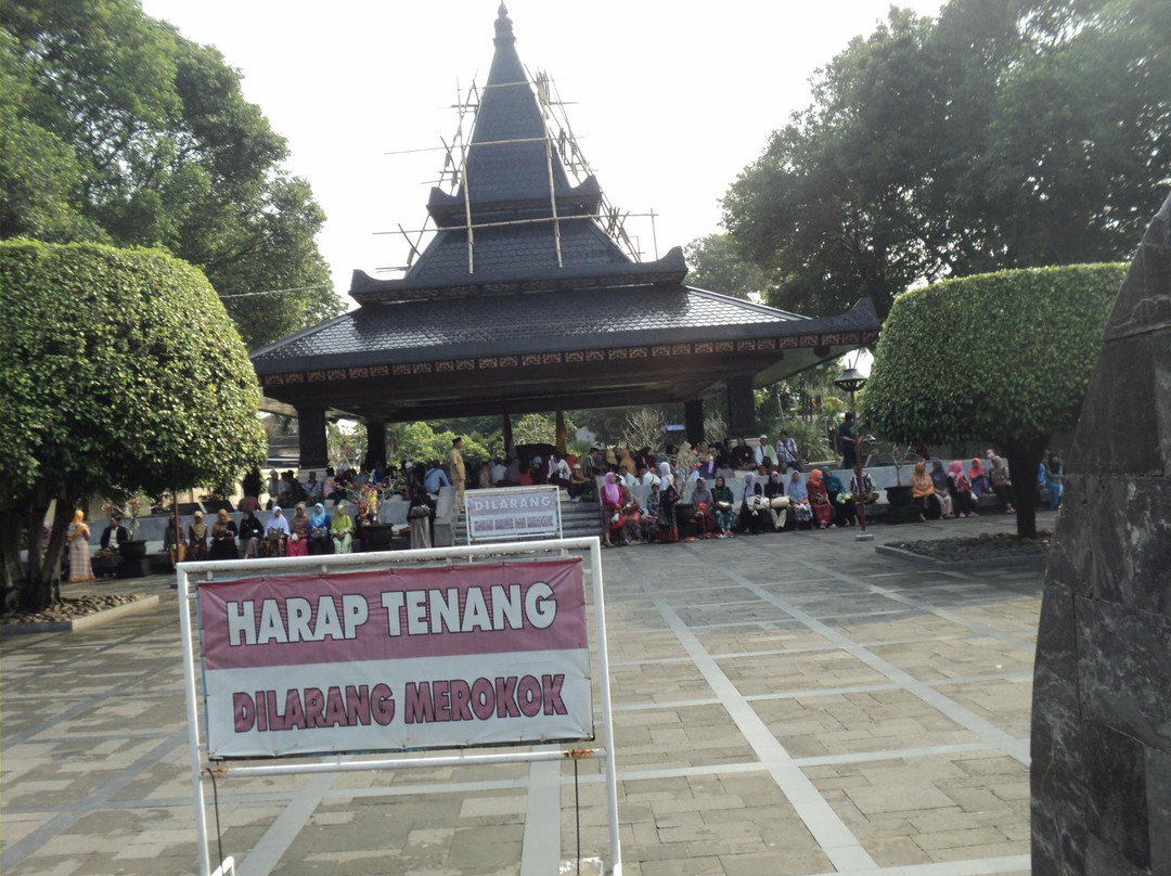 Tomb of Soekarno景点图片