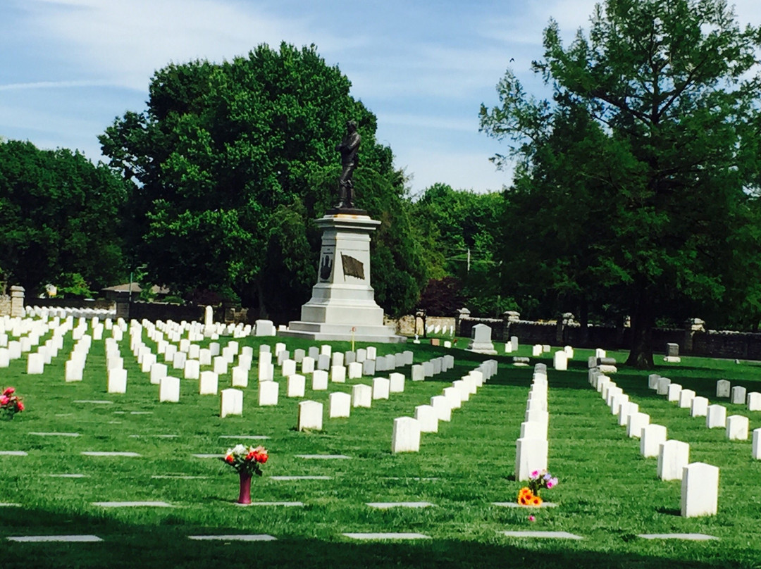 Springfield National Cemetery景点图片