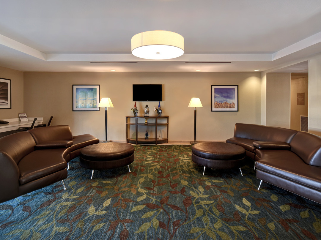 Candlewood Suites St. Clairsville-Wheeling Area by IHG主图
