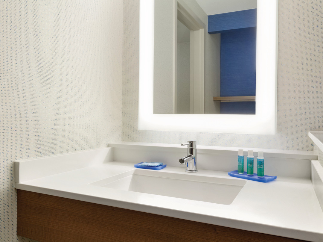 Holiday Inn Express Hartford South - Rocky Hill by IHG主图