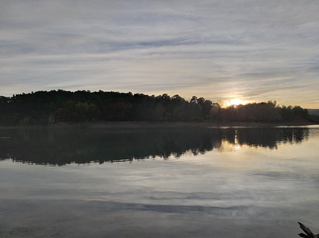 Embalse de la Toba-昆卡必去景点