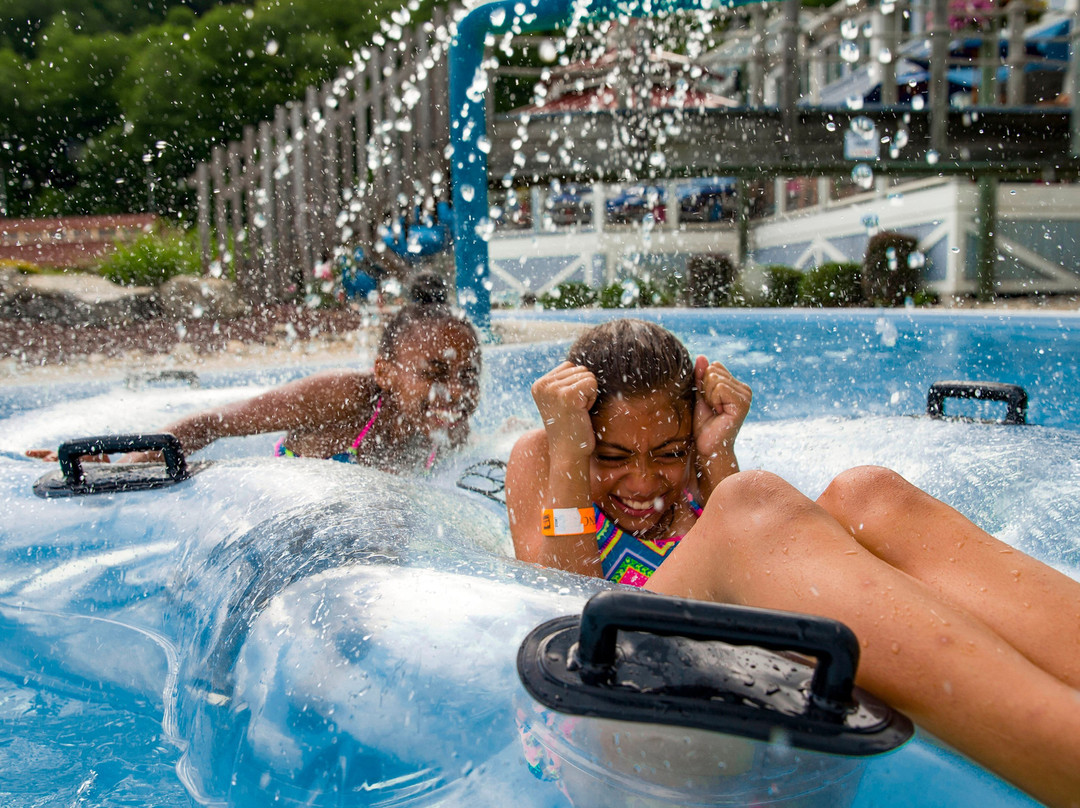布里斯托尔旅游景点-Lake Compounce Amusement & Water Park