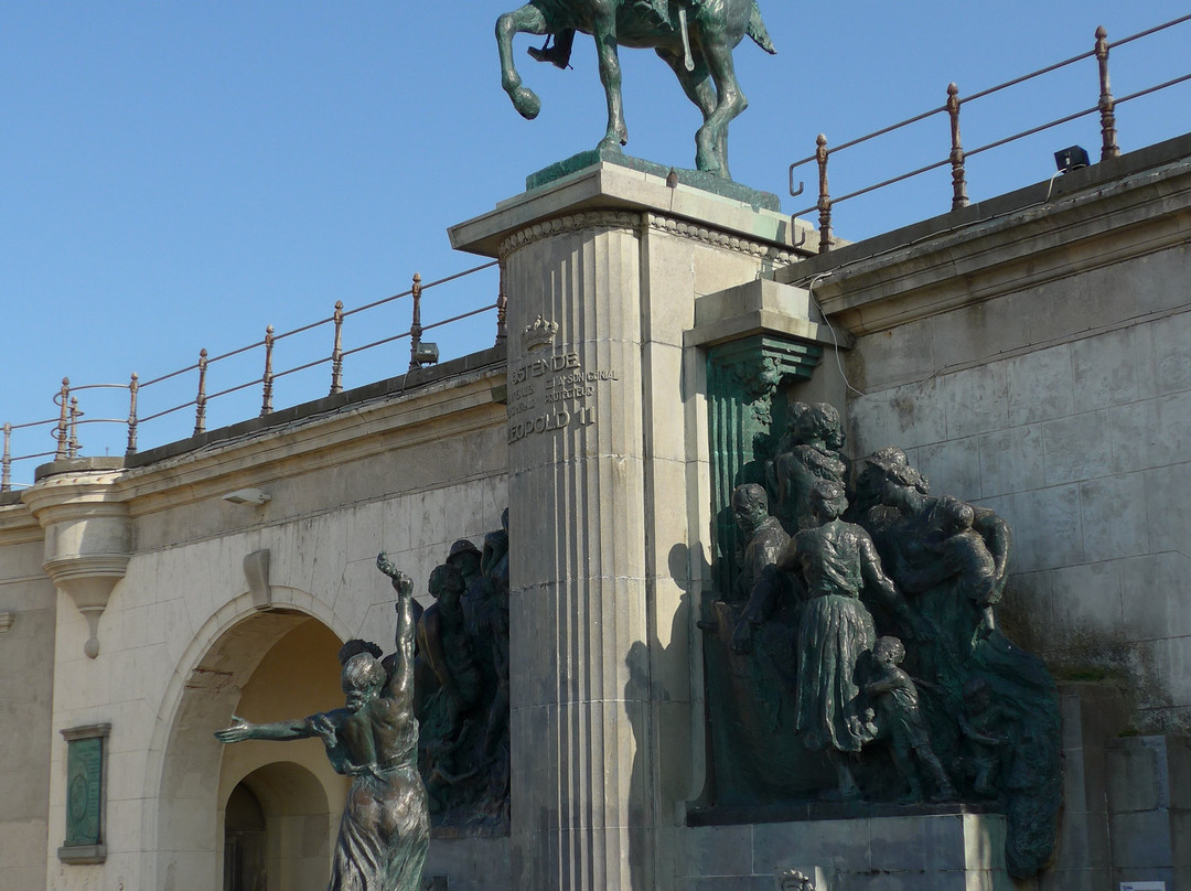 Bronzen ruiterstandbeeld van koning Leopold I-奥斯坦德必去景点