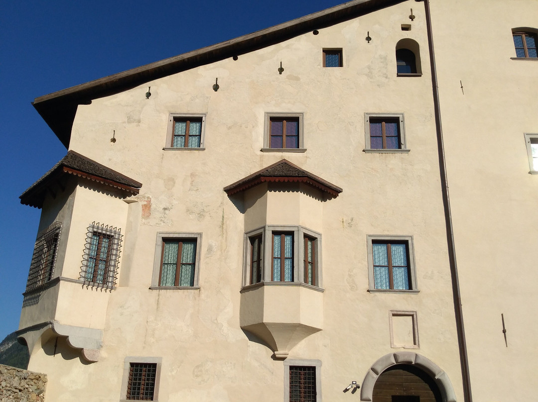 Castel Caldes-Caldes必去景点