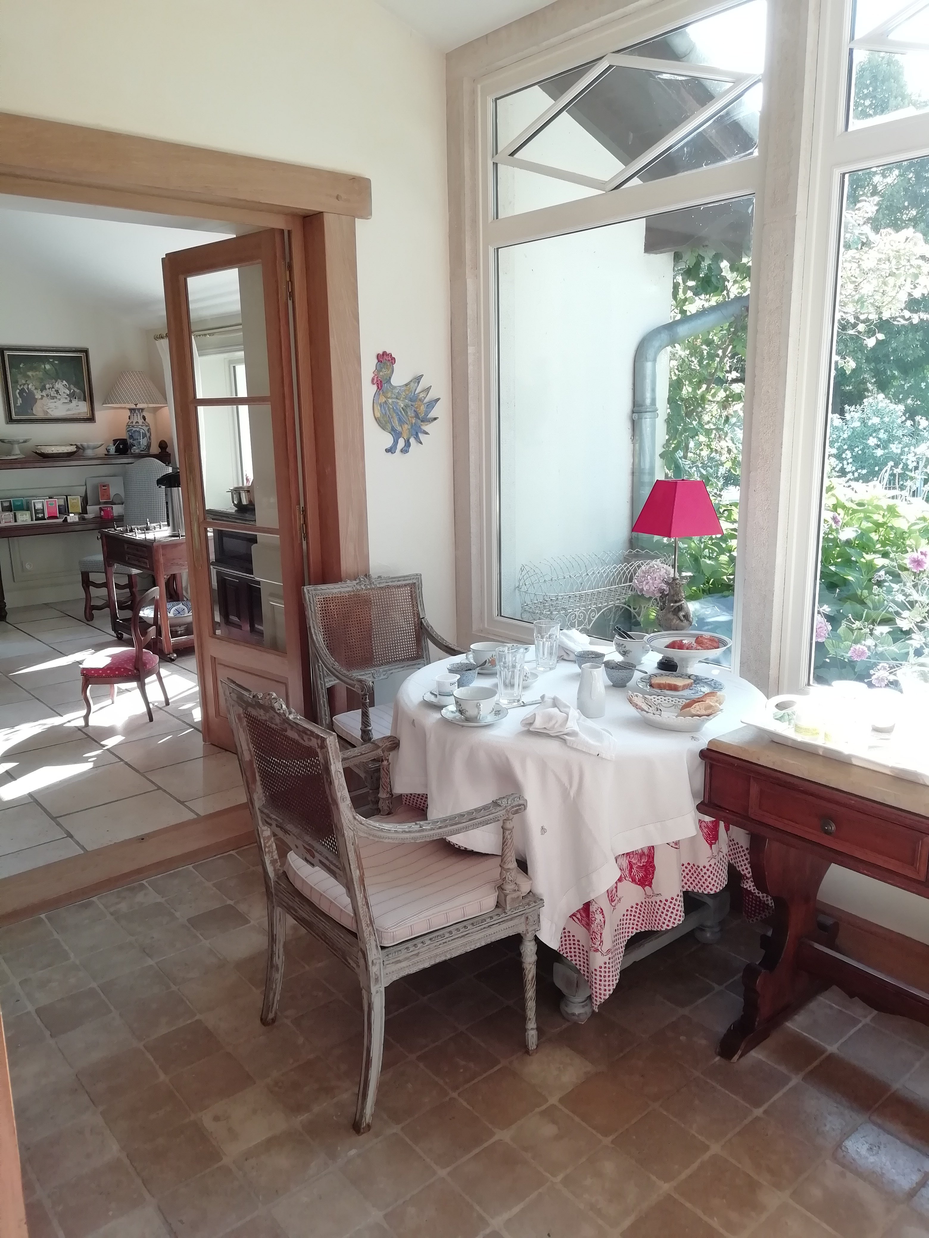 Les Chambres de la Rochette-餐饮