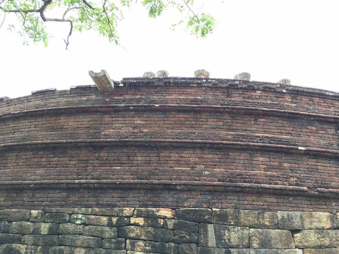 Medirigiriya Vatadage-波隆纳鲁瓦必去景点