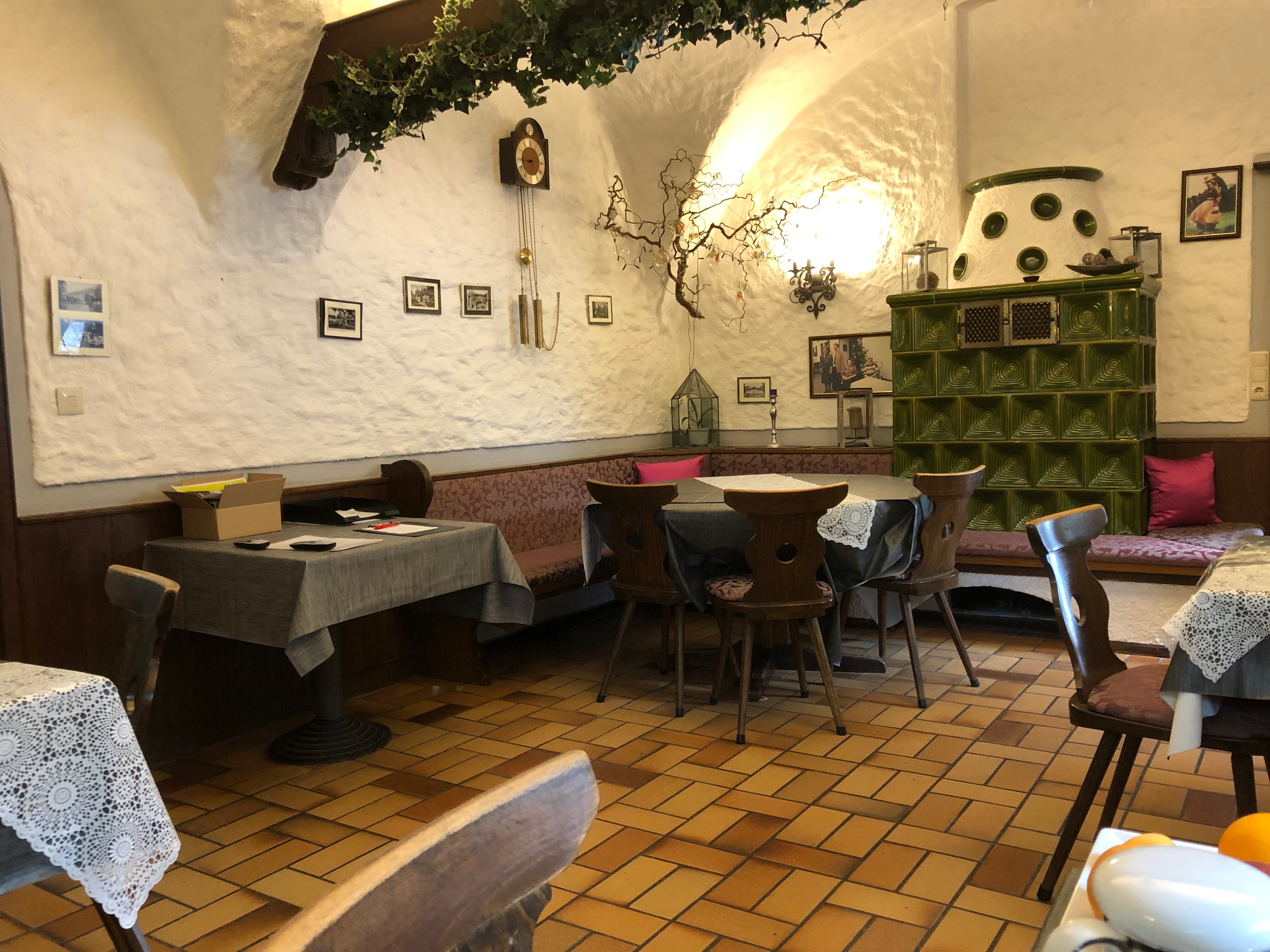 Pension Schweizerhaus-餐饮