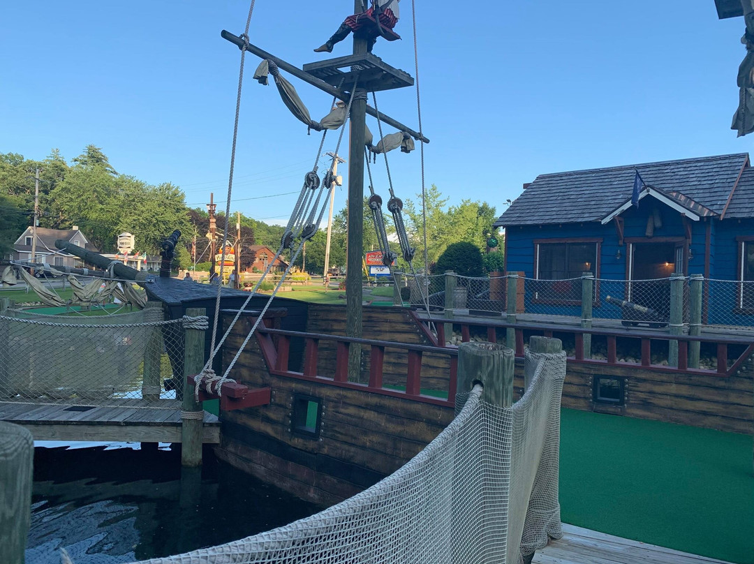 Pirates Cove Adventure Golf景点图片