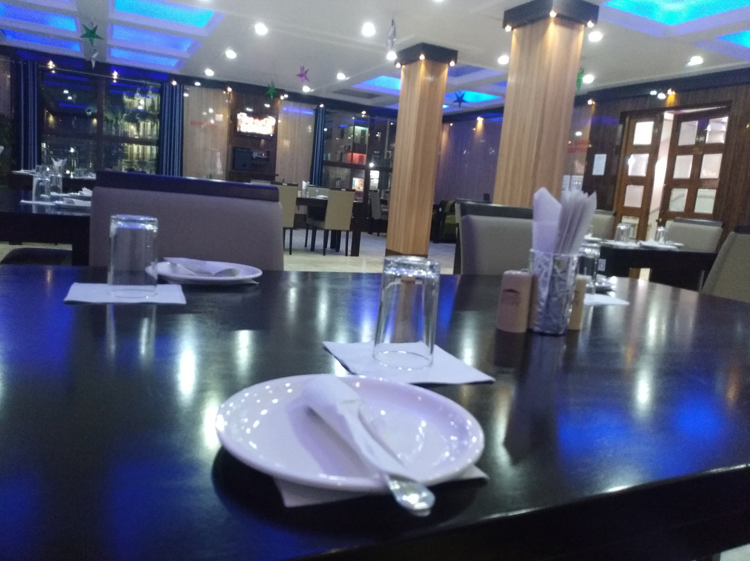 Binapani Hotel & Restaurant