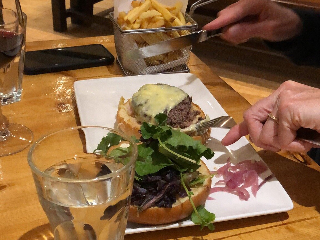 Connemara Lake Hotel主图