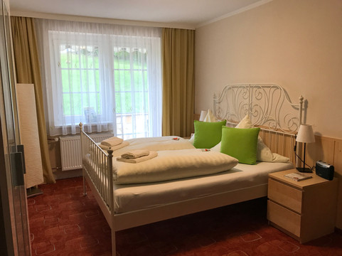 塔布里克伯格酒店主图