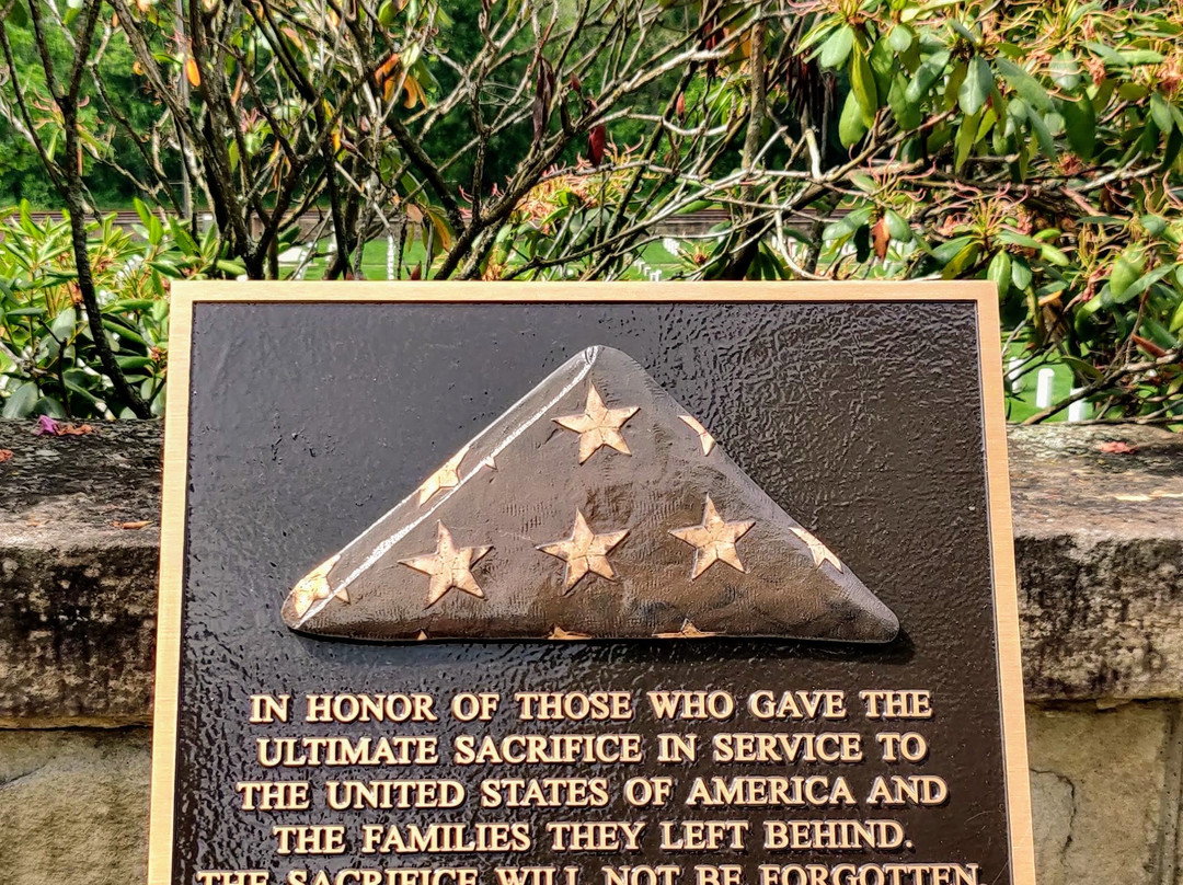 Grafton National Cemetery景点图片