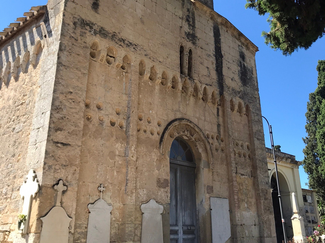 Chiesa di San Pietro di Ponte-夸尔图－圣埃莱娜必去景点