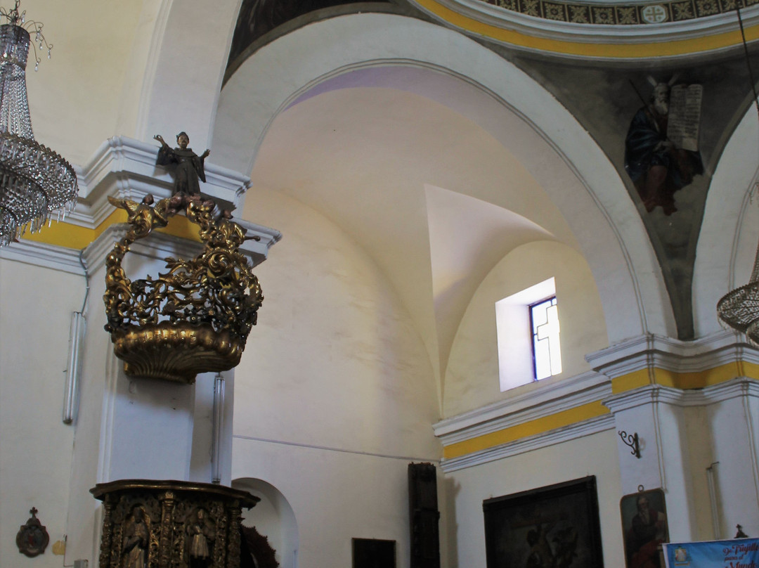 Iglesia de San Agustin-特鲁希略必去景点