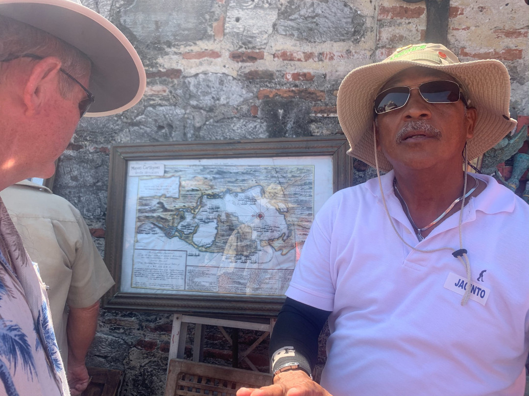 Cartagena Tour Guides by Martin Rosales-卡塔赫纳必去景点