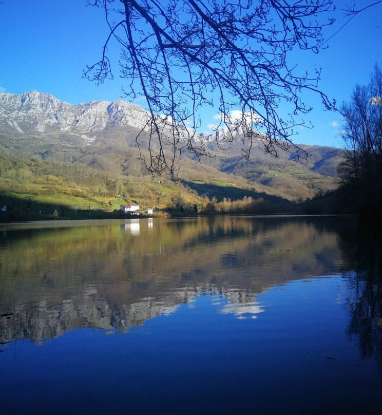 Embalse de Valdemurrio-Barzana必去景点