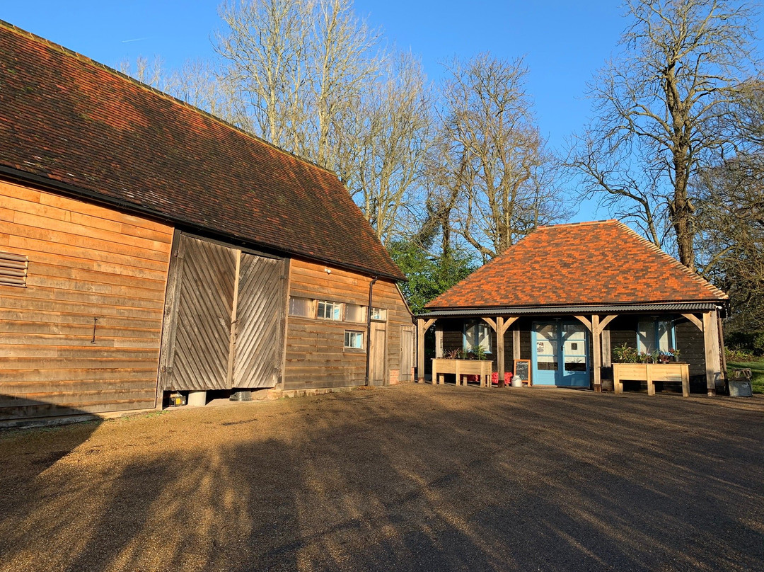 Falconhurst Farm Shop景点图片