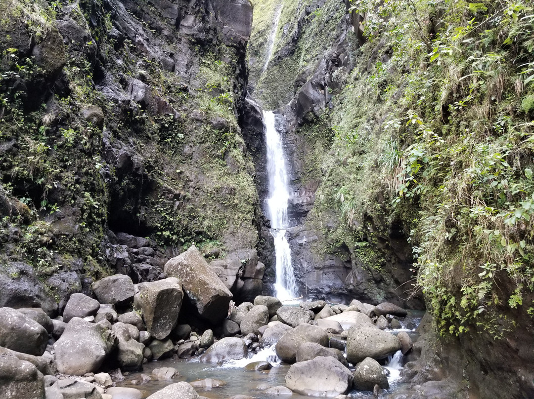 Makaleha Falls Trail-卡帕阿必去景点