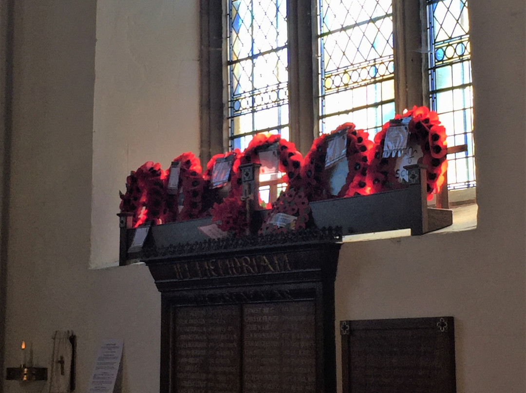 Staplehurst War Memorial景点图片