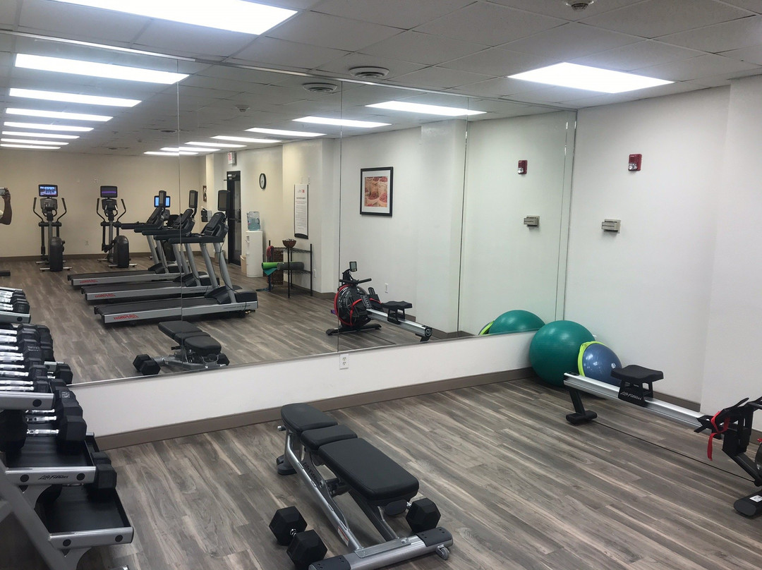 Holiday Inn Express Keith Ware Hall主图