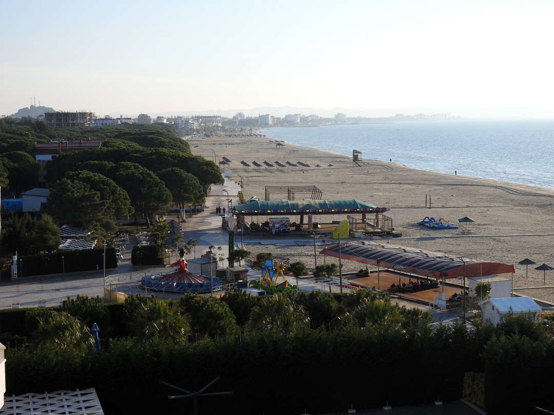 Premium Beach Hotel主图