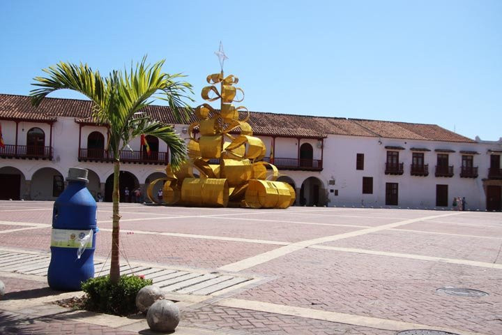 Plaza de la Aduana-卡塔赫纳必去景点