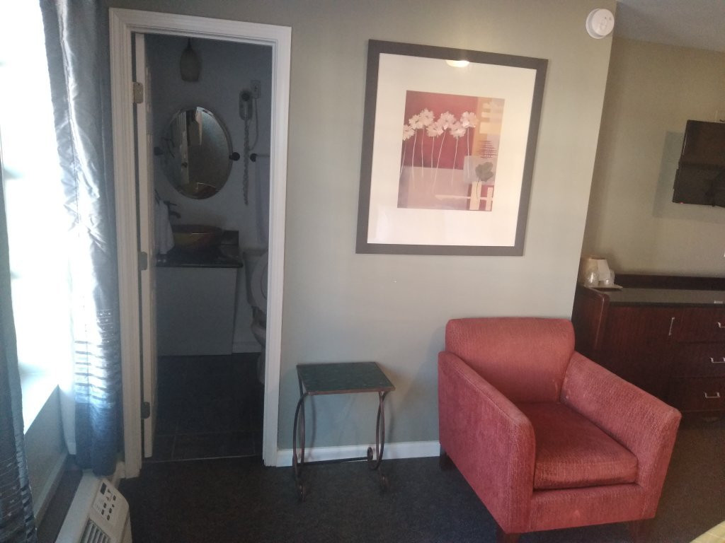 Jefferson Inn & Suites主图