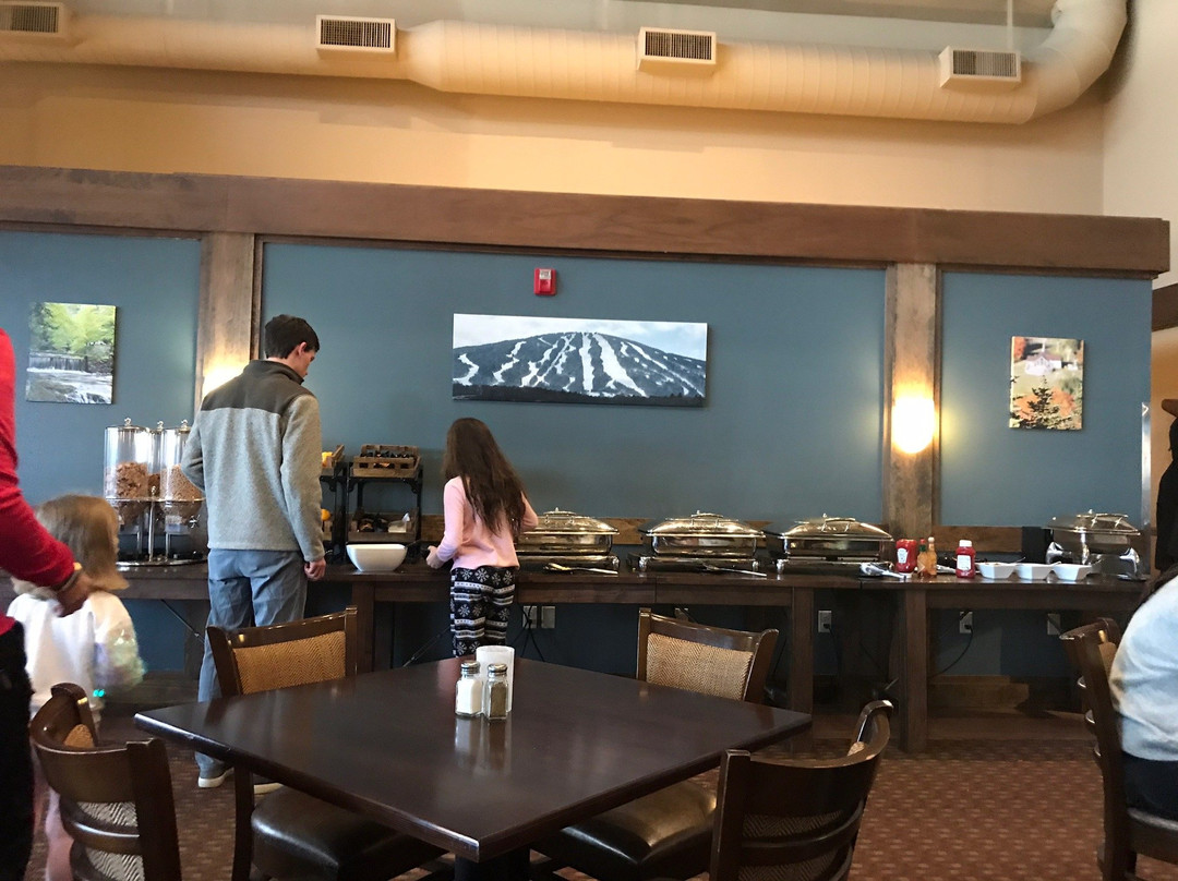 Black Bear Lodge主图