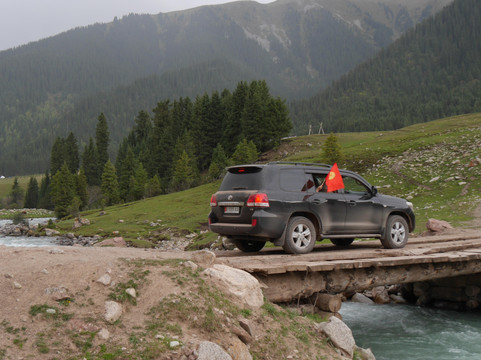 Atlas.kg-比斯凯克必去景点