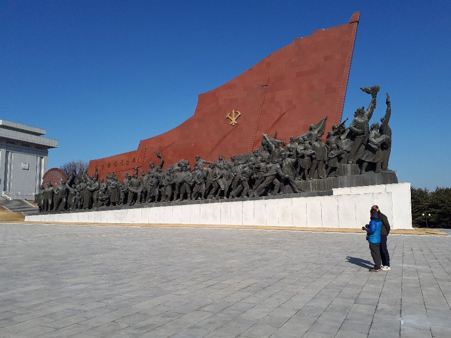 Mansudae Grand Monument-平壤必去景点