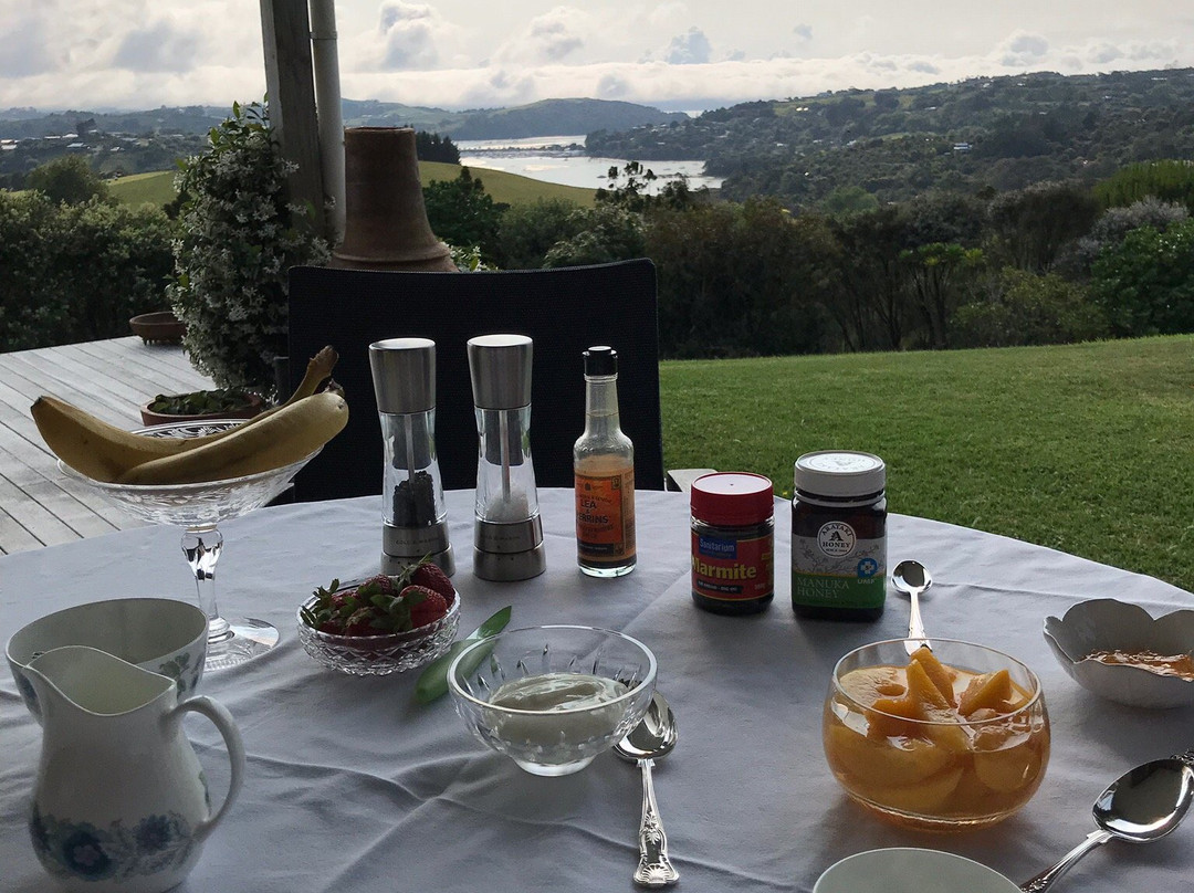 Bed and Breakfast 215主图