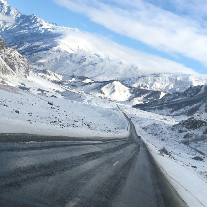 Kazbegi Helicopters景点图片