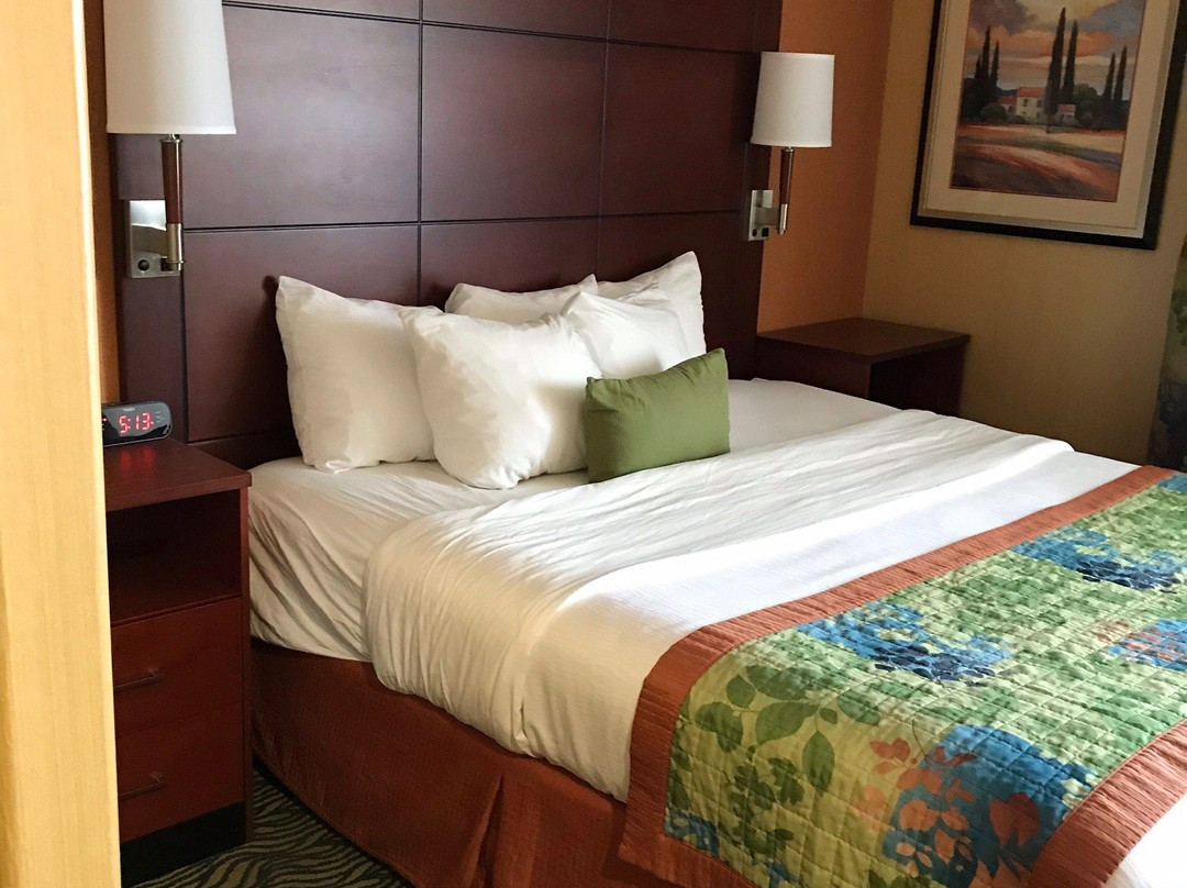 Best Western Plus Fresno Inn主图