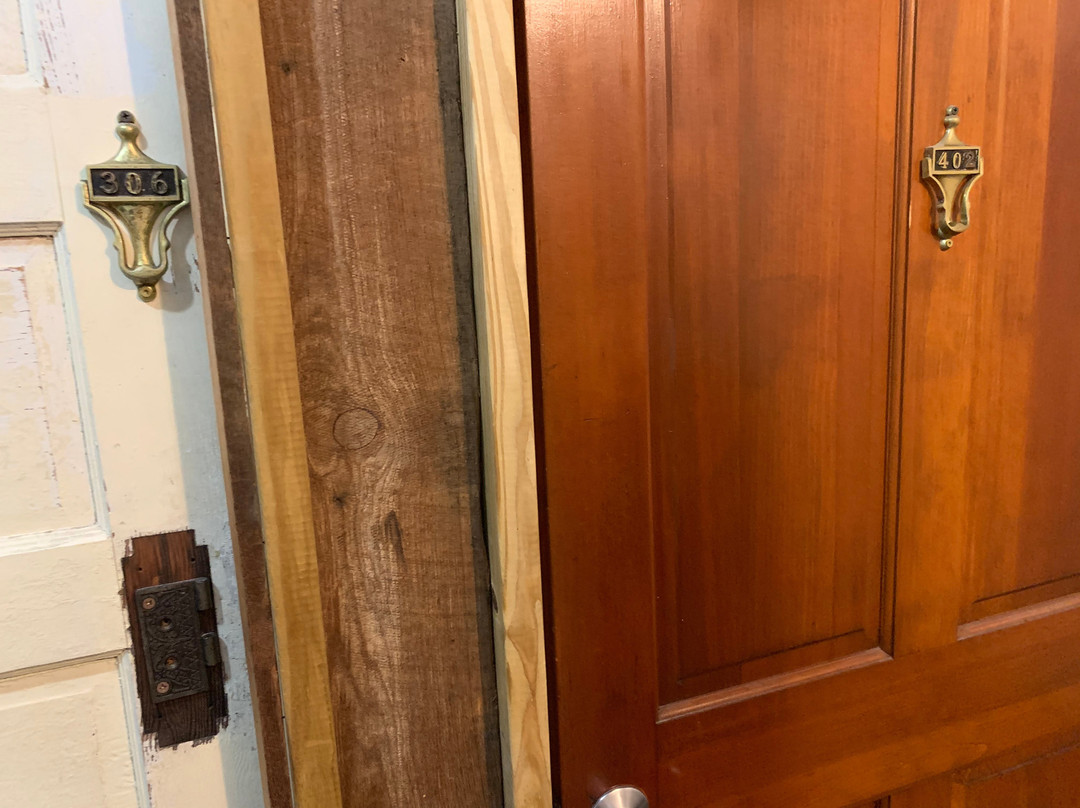 Persimmon Hollow Brewing Company-迪兰必去景点