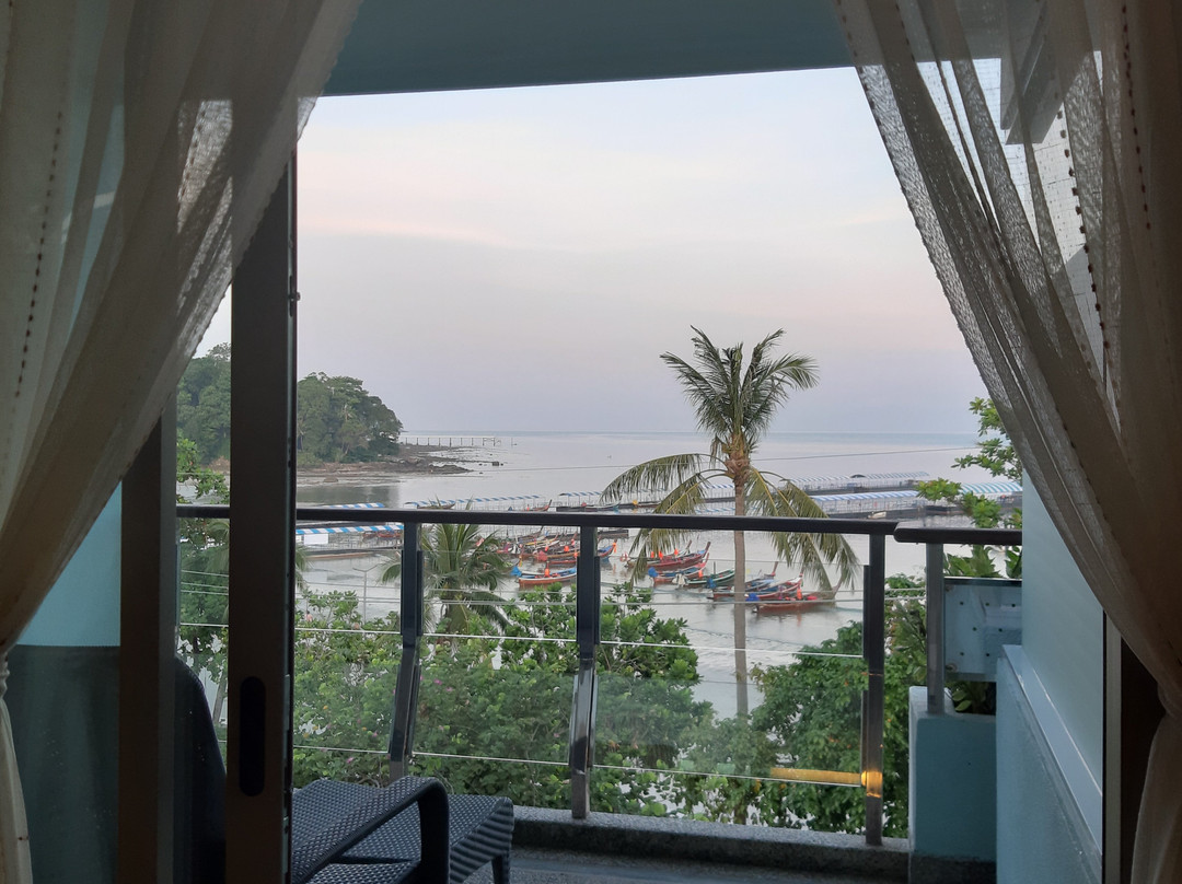 布里斯酒店主图