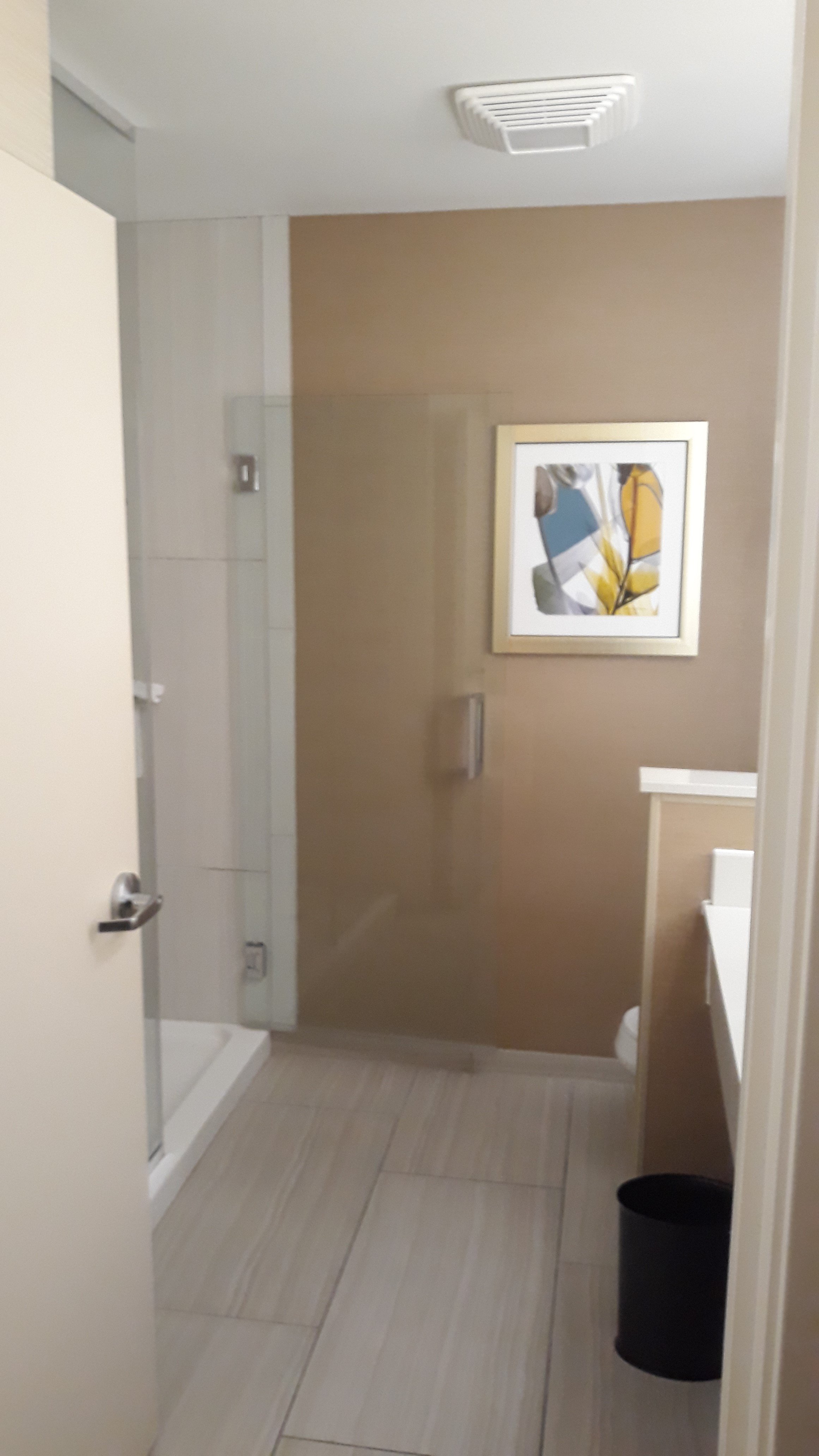 Fairfield Inn & Suites Nashville Hendersonville-浴室