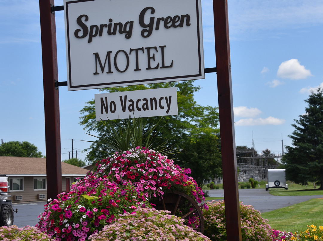 Spring Green Motel主图