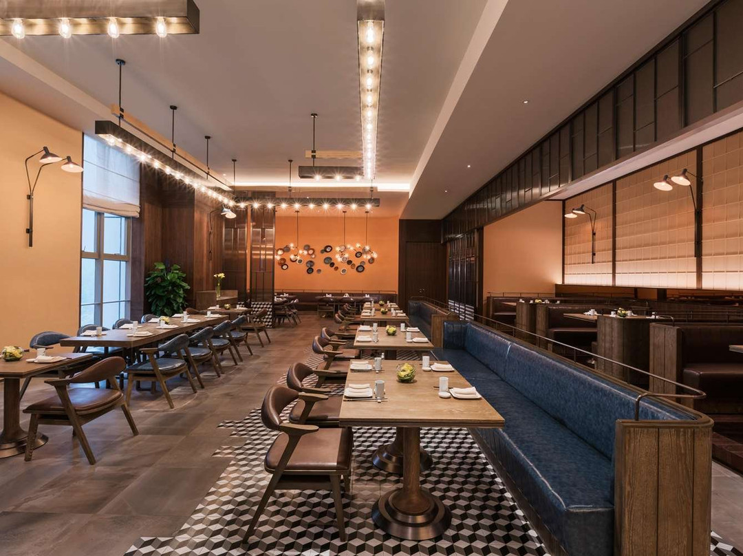 十堰希尔顿逸林酒店主图