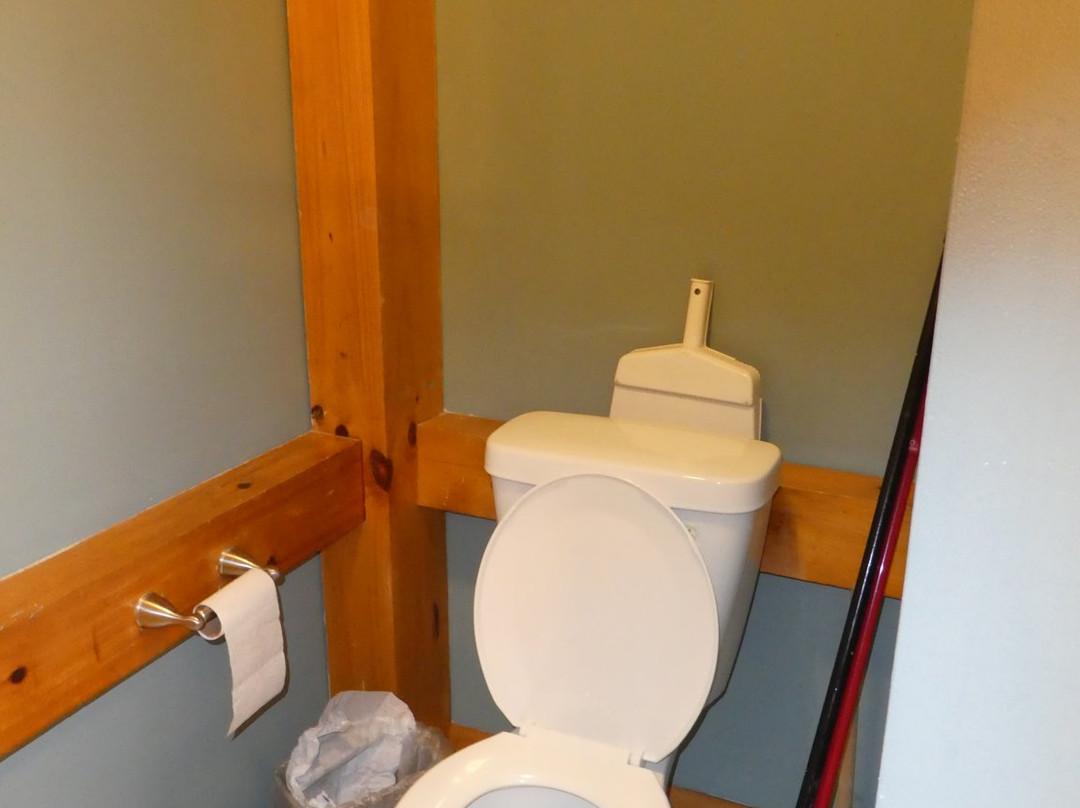 Adams Ocean Front Resort Motel and Villas主图