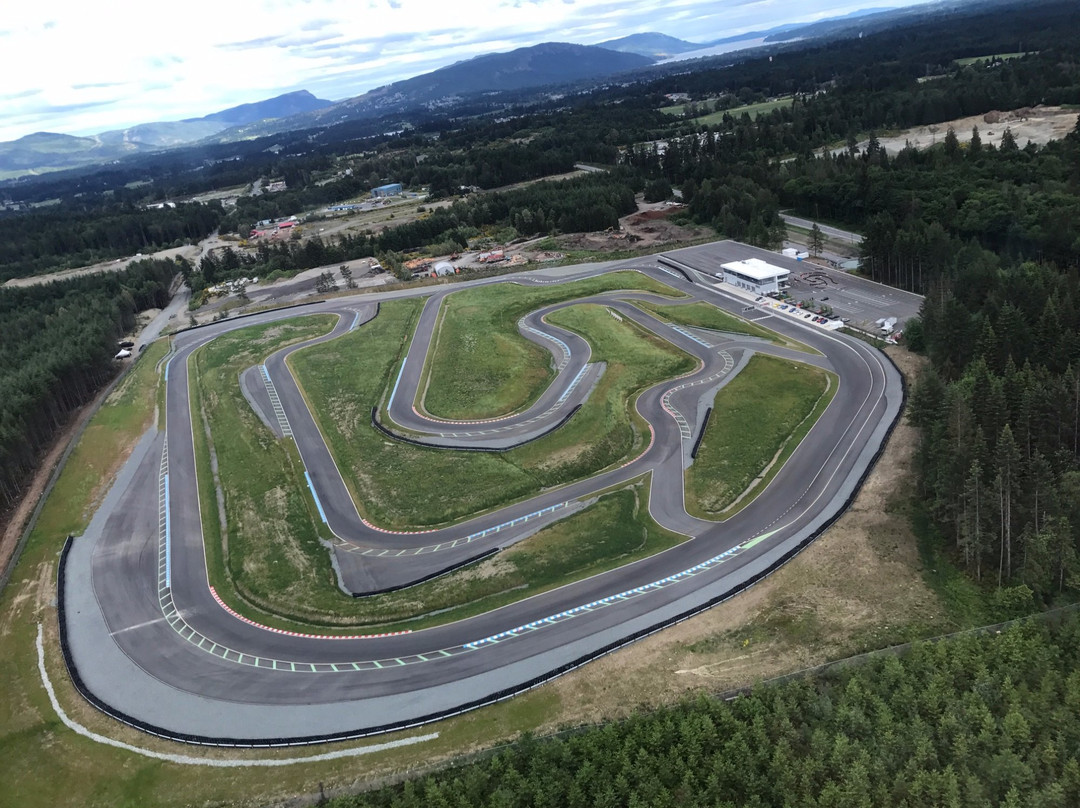 Vancouver Island Motorsport Circuit景点图片