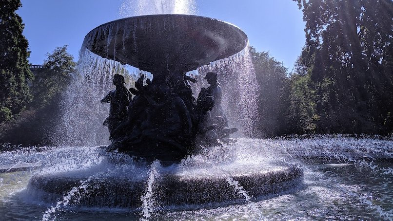 Brunnenanlage "Stille Wasser"-德累斯顿必去景点