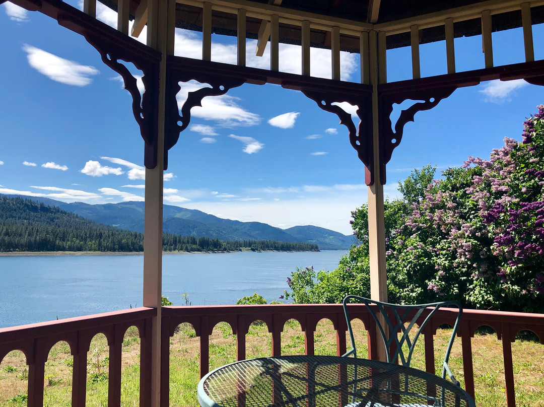 Riverwood at Lake Roosevelt主图