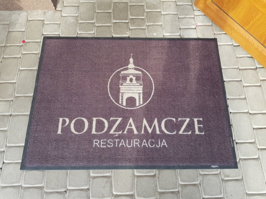 Podzamcze主图