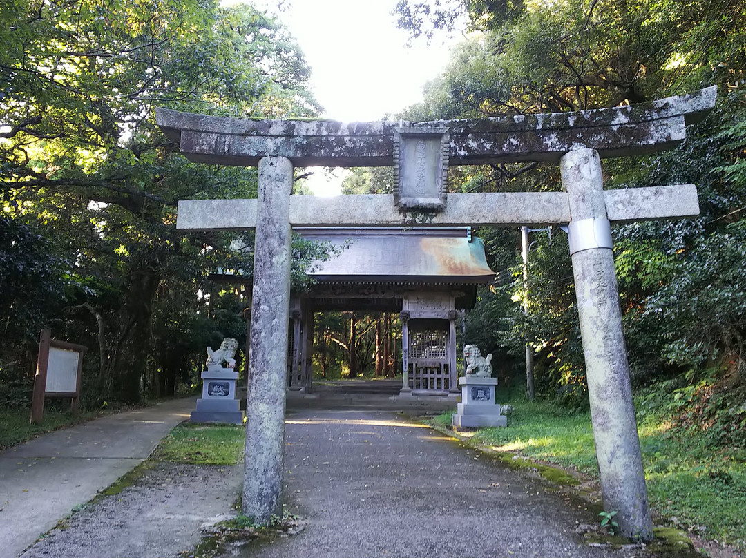 Shitori Shrine-汤梨滨町必去景点