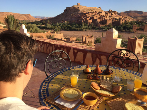 达尔穆纳酒店主图